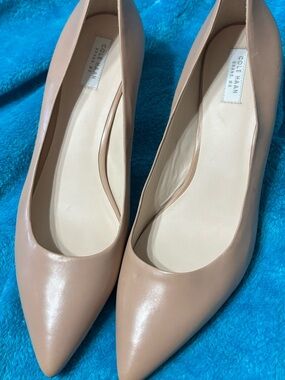 Cole Haan nude heels size 7 1/2